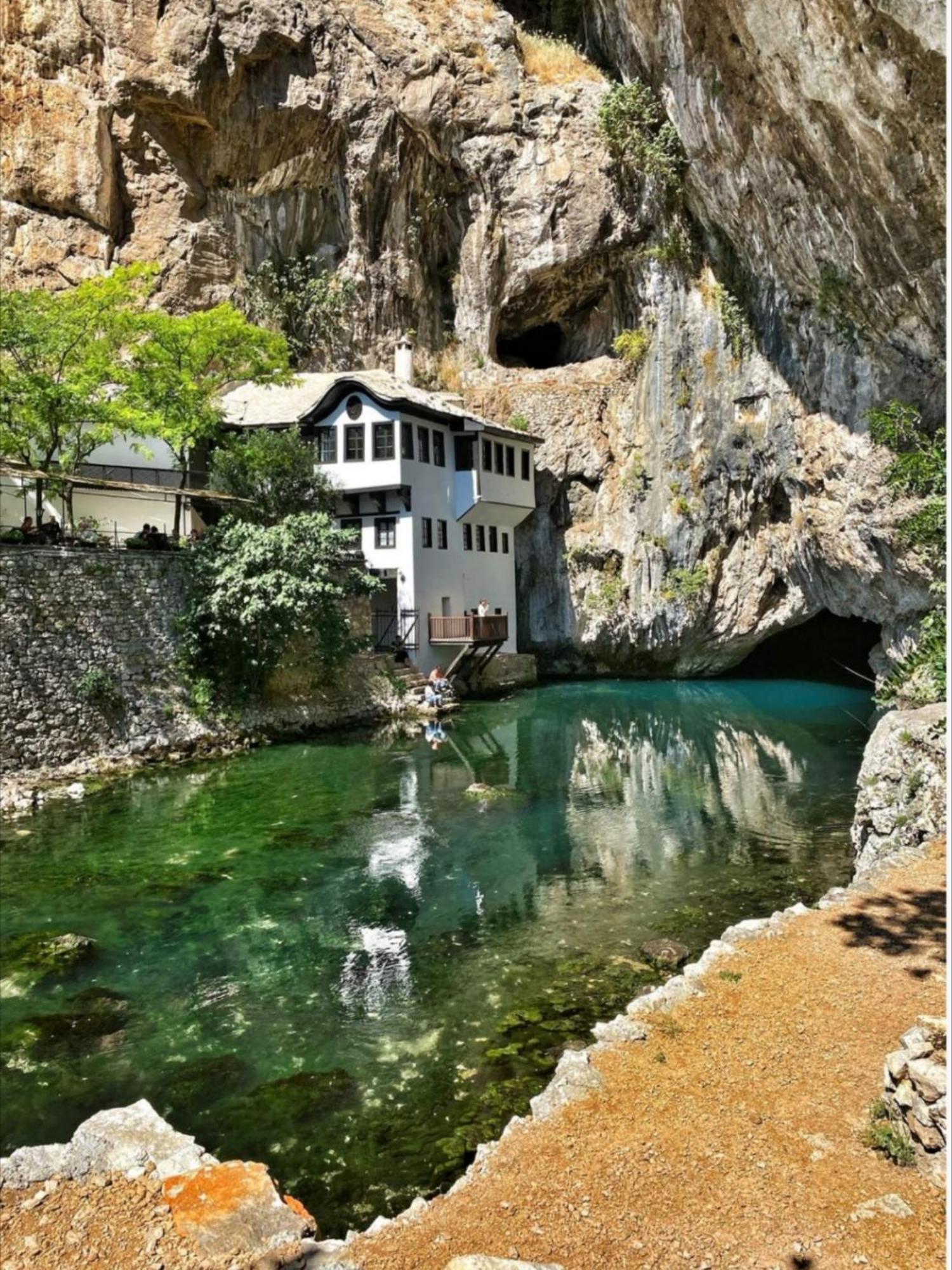 Zara Apartment With Terrace Near Old Town Mostar Extérieur photo