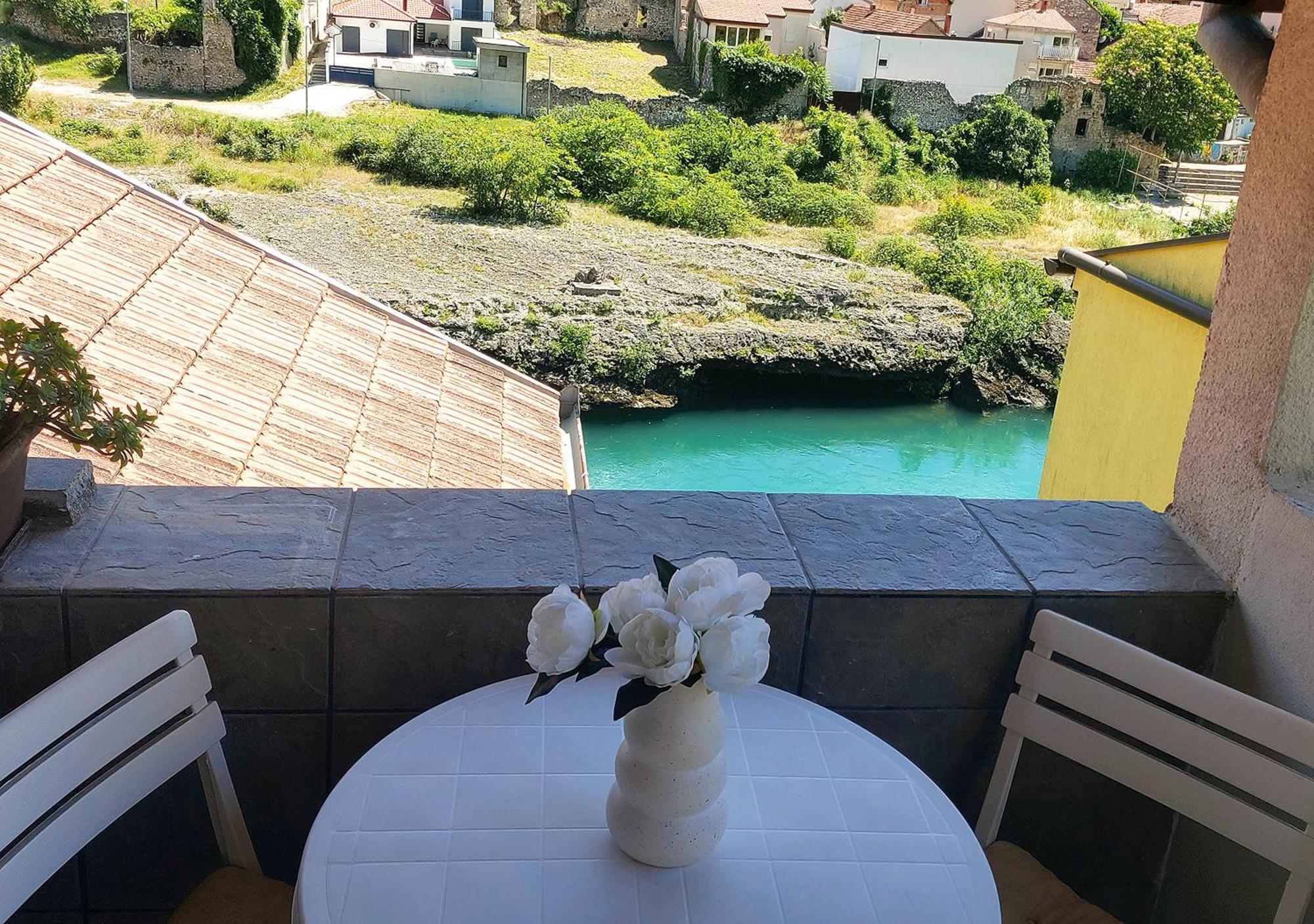 Zara Apartment With Terrace Near Old Town Mostar Extérieur photo